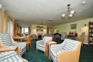 Communal Lounge- click for photo gallery